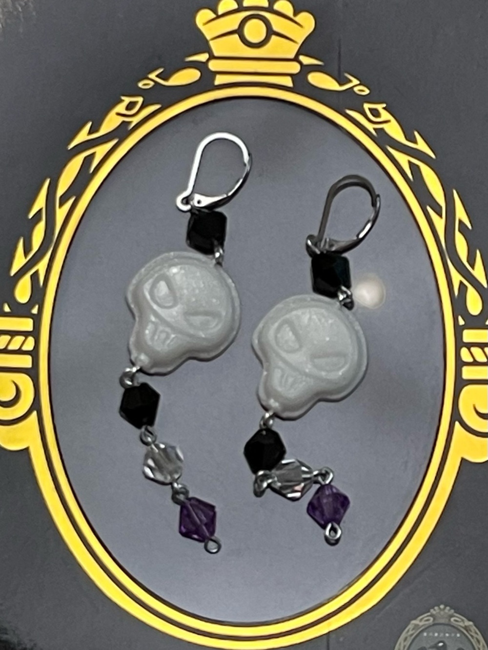 Twisted Wonderland Inspired Groovy Candy Earrings Idia Shroud (Club Wear)